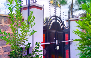 Solar Power Kit for Swing Gates in Kenya